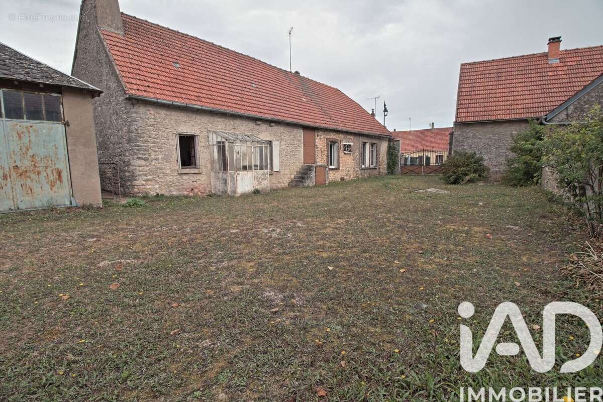 Photo 3 - Maison à BEAUVILLIERS