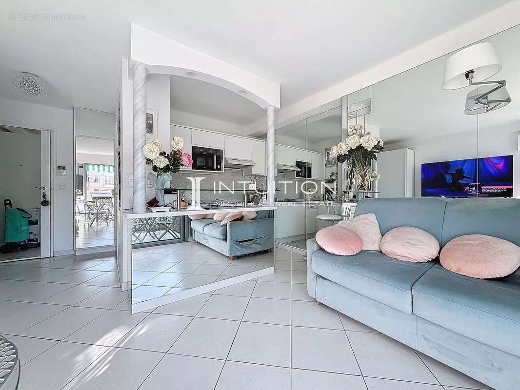 Appartement à CANNES