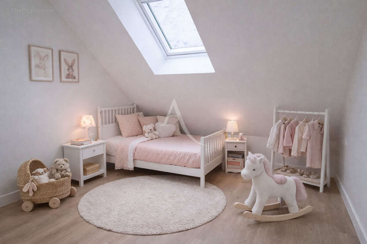 Appartement à SAINT-THIBAULT-DES-VIGNES