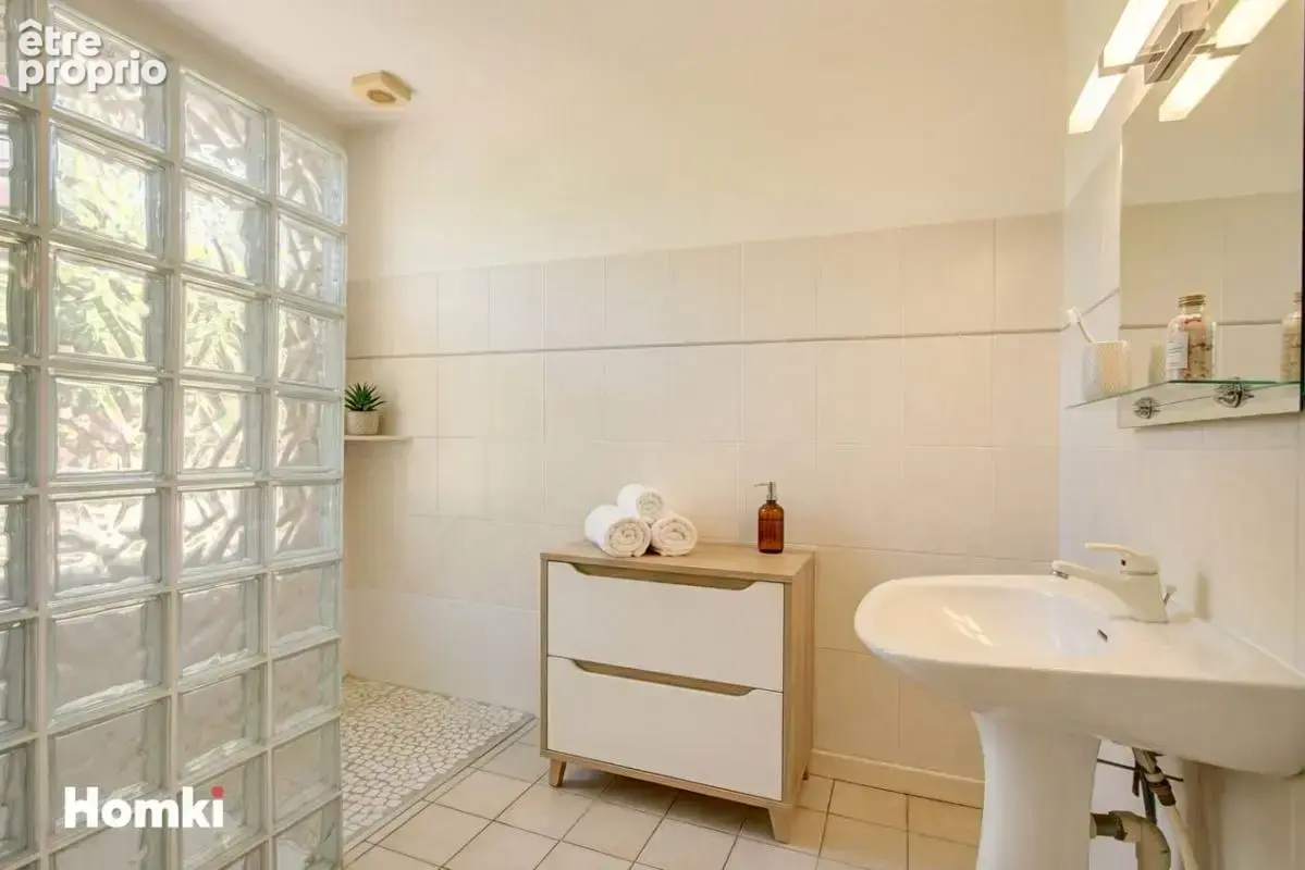 Maison/Villa T9 de 234 m² à Saint-Cyprien 66750 - photo 18