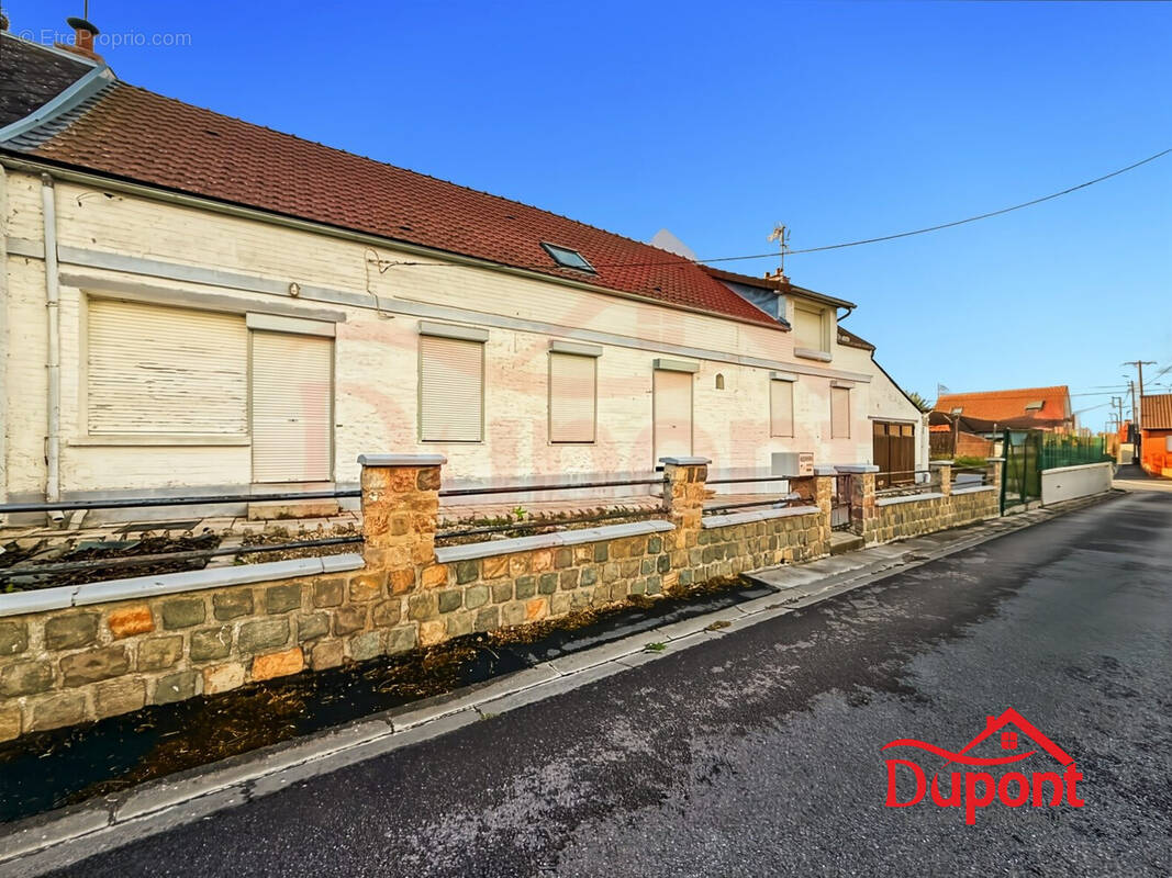 Maison à QUIEVY
