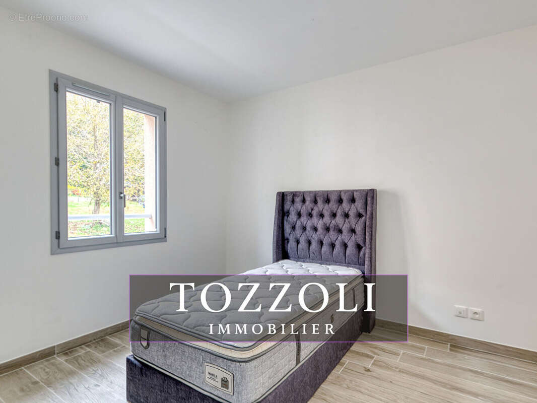 Maison à L&#039;ISLE-D&#039;ABEAU