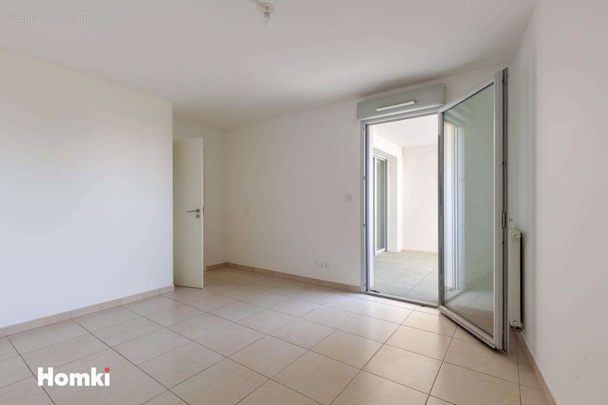 Appartement à MARSEILLE-8E
