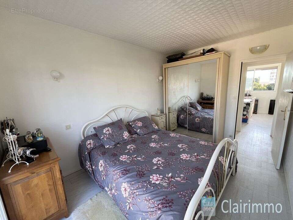 Appartement T3 T4 a vendre / 13013 / balcon / calme / garage / - Appartement à MARSEILLE-13E