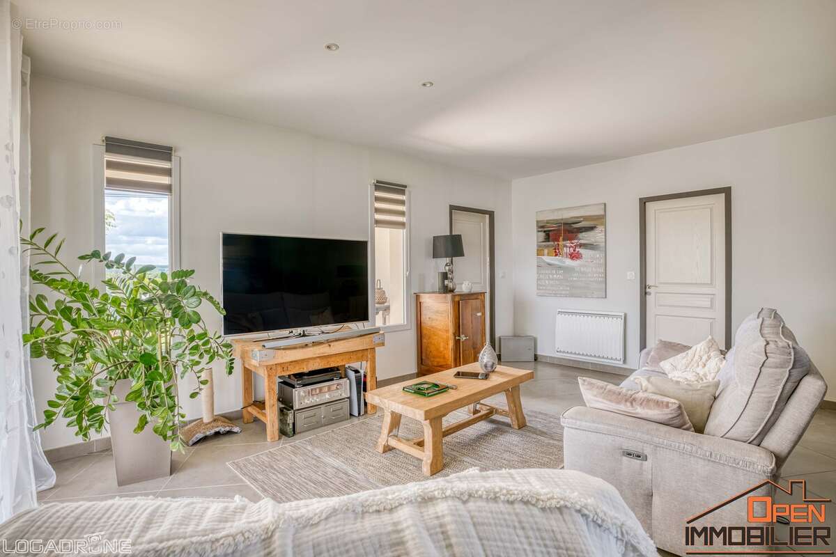 Maison à MONFLANQUIN