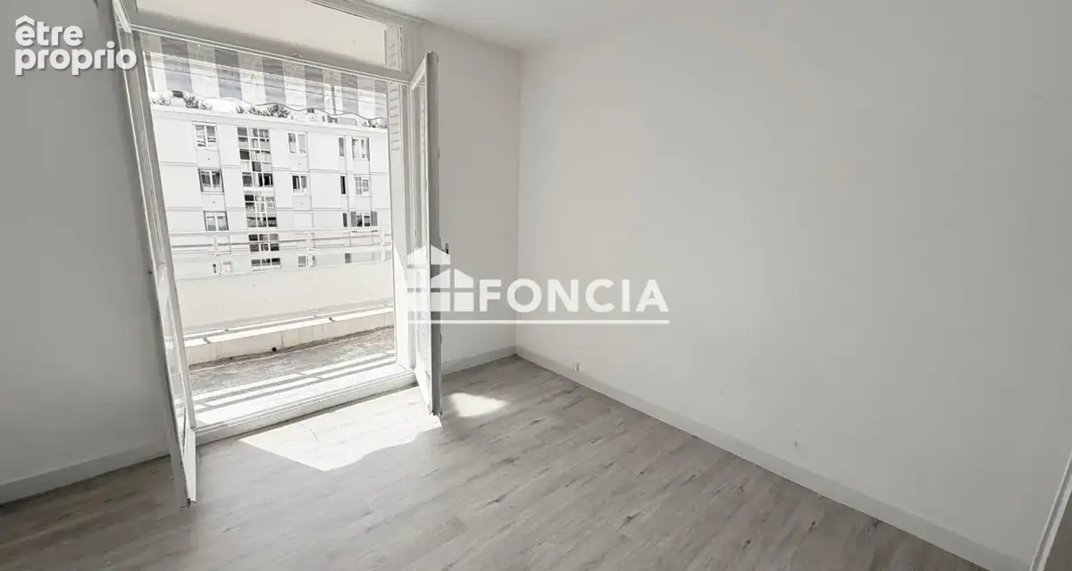 A vendre LYON 5 - T4 - Secteur Ménival - photo 5