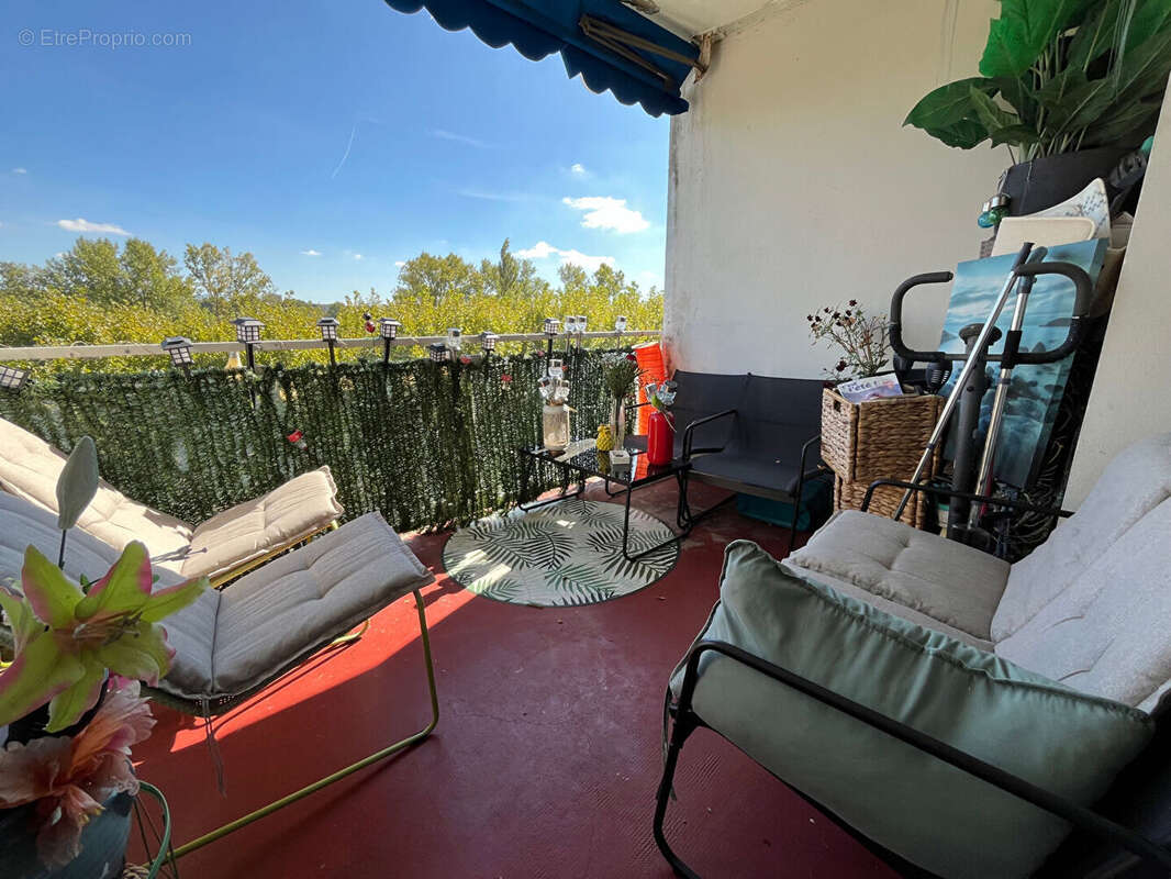 Appartement à GUILHERAND-GRANGES