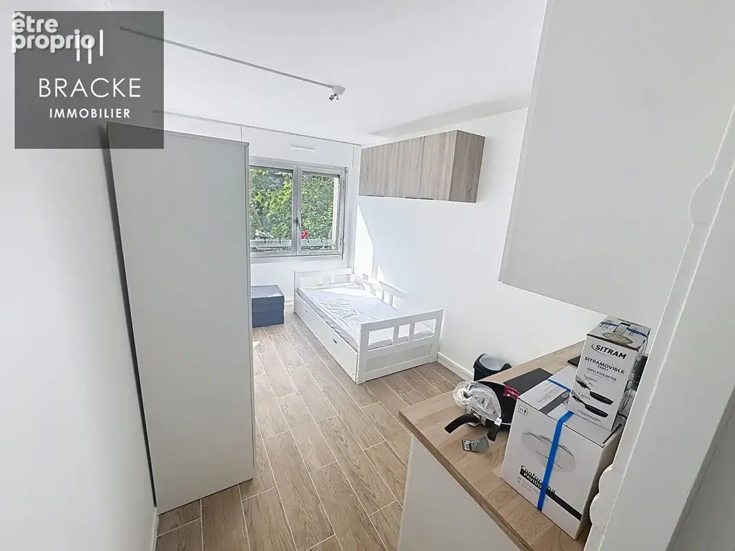 Studio Courbevoie 1 pièce 17.30 m² - photo 2