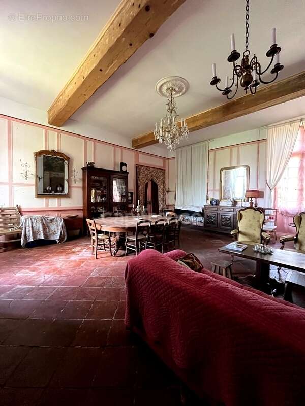 Maison à SAINT-CLAR