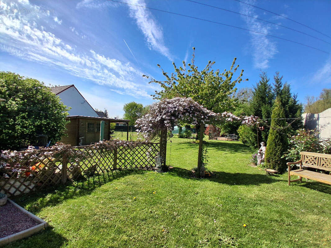 Maison à MIRAUMONT
