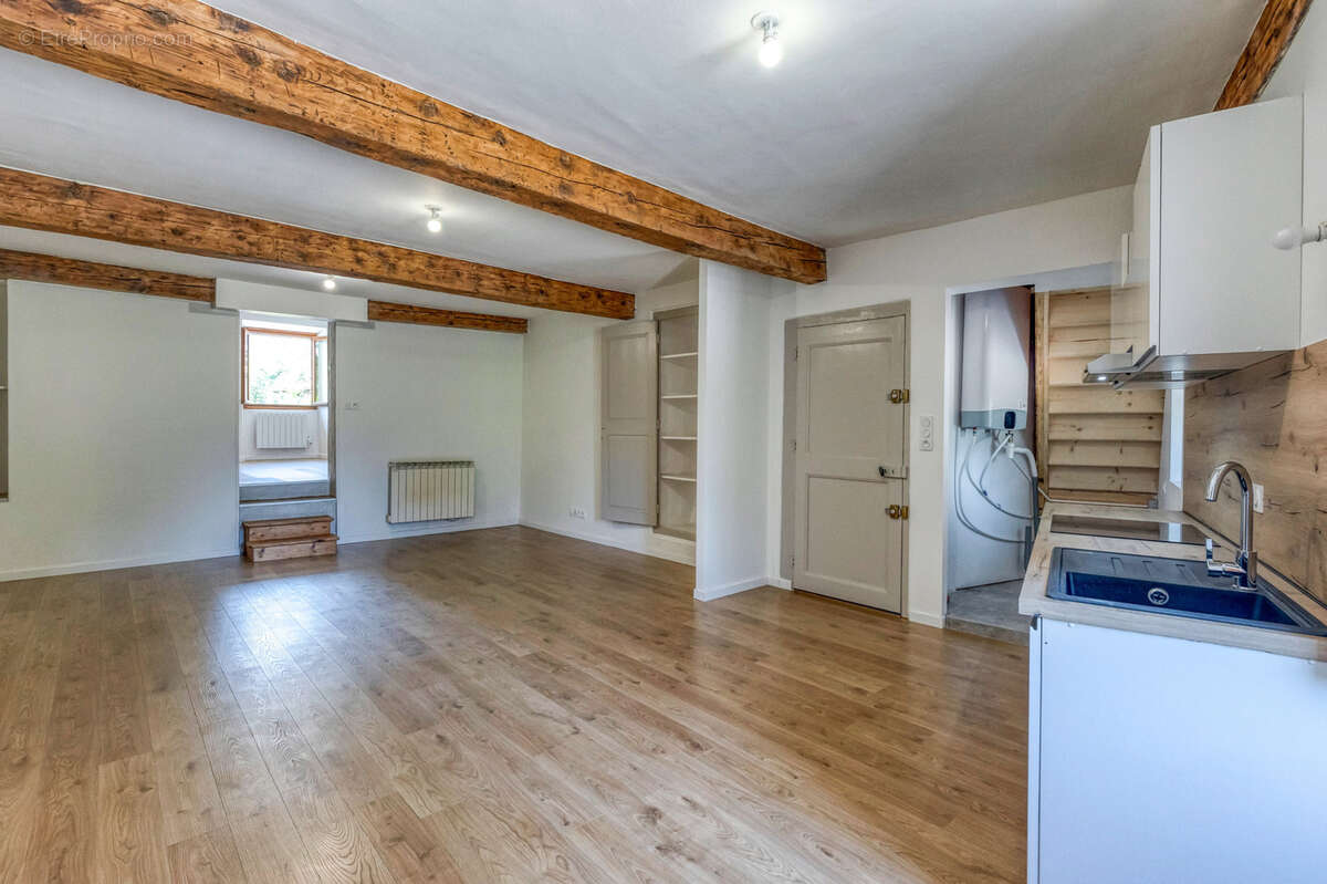 Appartement à SASSENAGE