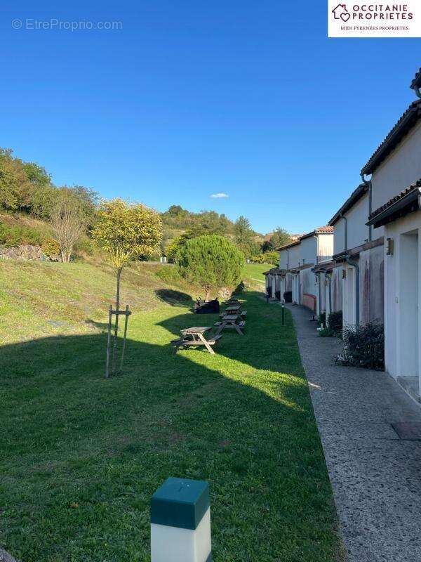 Commerce à CARLA-BAYLE