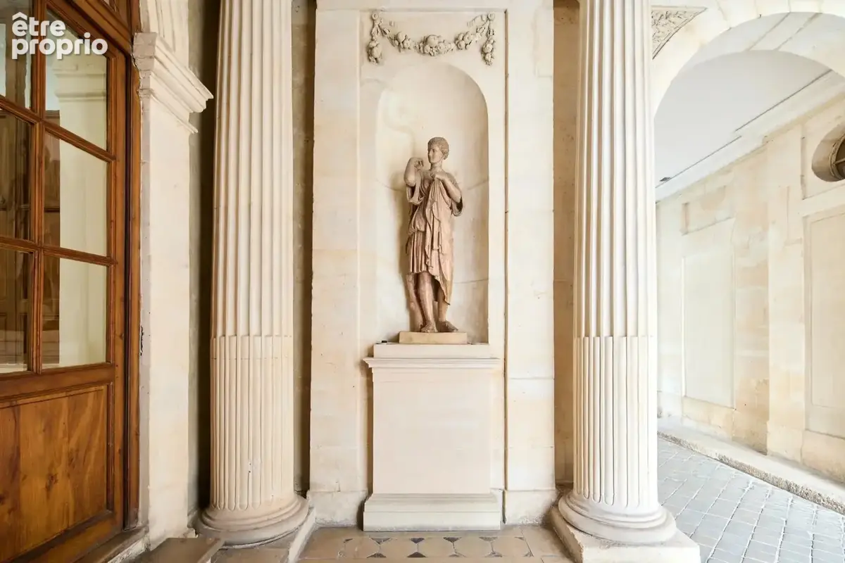 Un appartement de collection à deux pas de l'Hôtel Drouot - photo 9