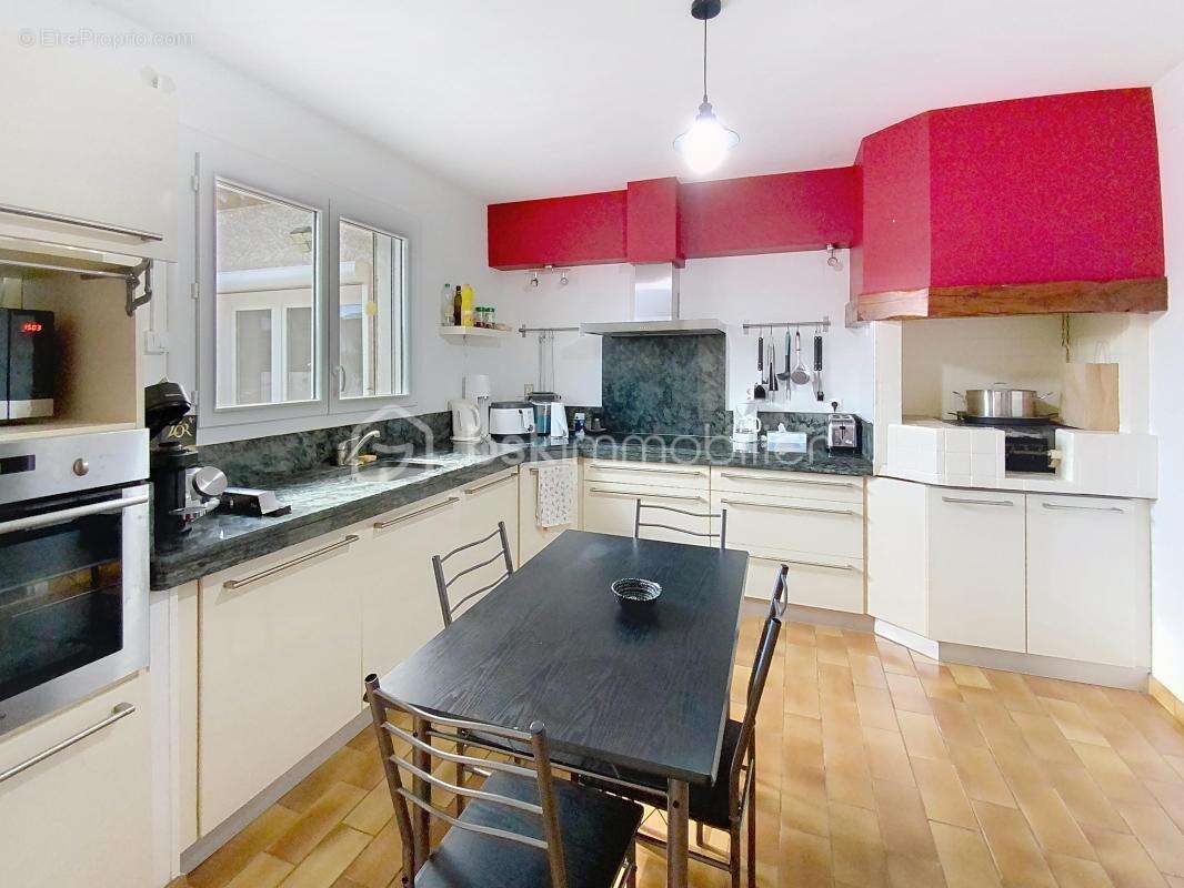 Maison à CUXAC-D&#039;AUDE