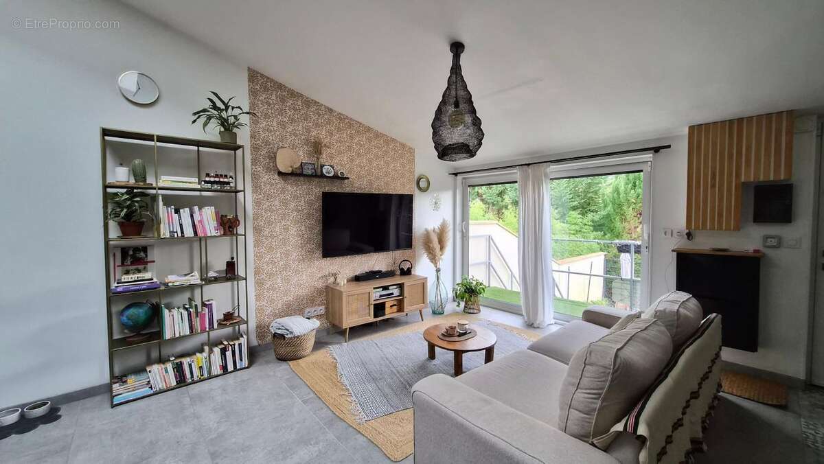 Appartement à SAINT-GERMAIN-LES-ARPAJON