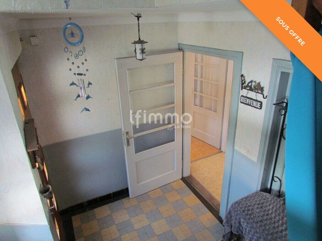 Maison avec une dépendance, sur 7 ares - photo 12