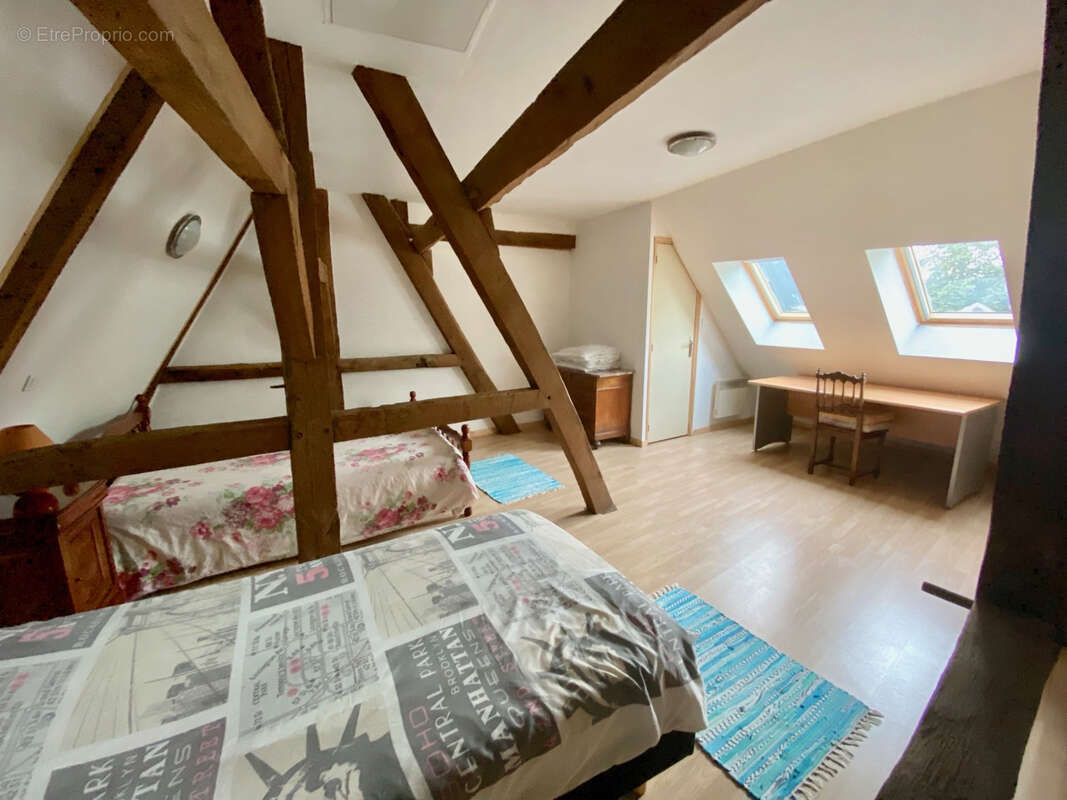 Appartement à AVESNES-SUR-HELPE