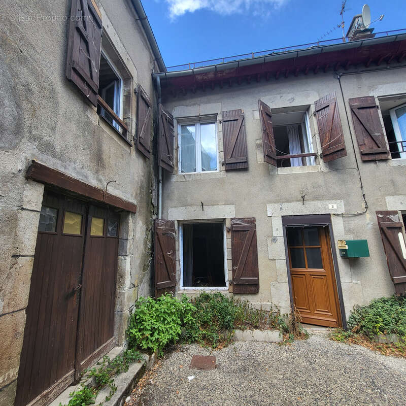 Maison de bourg à TRIZAC - photo 16