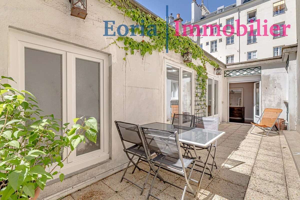 Appartement à PARIS-7E