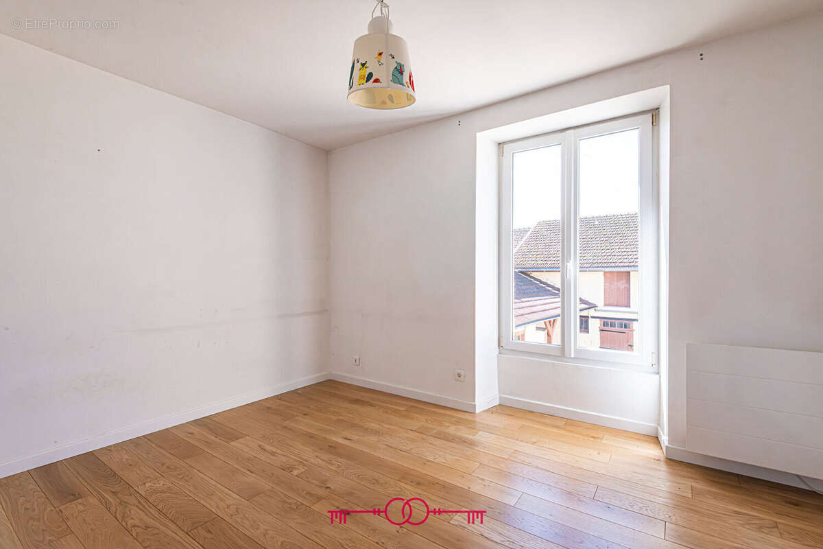 Maison à BEAUMONT-SUR-VESLE