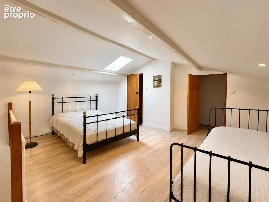 Maison en pierre 4 ch., gîte, piscine & terrain - photo 20