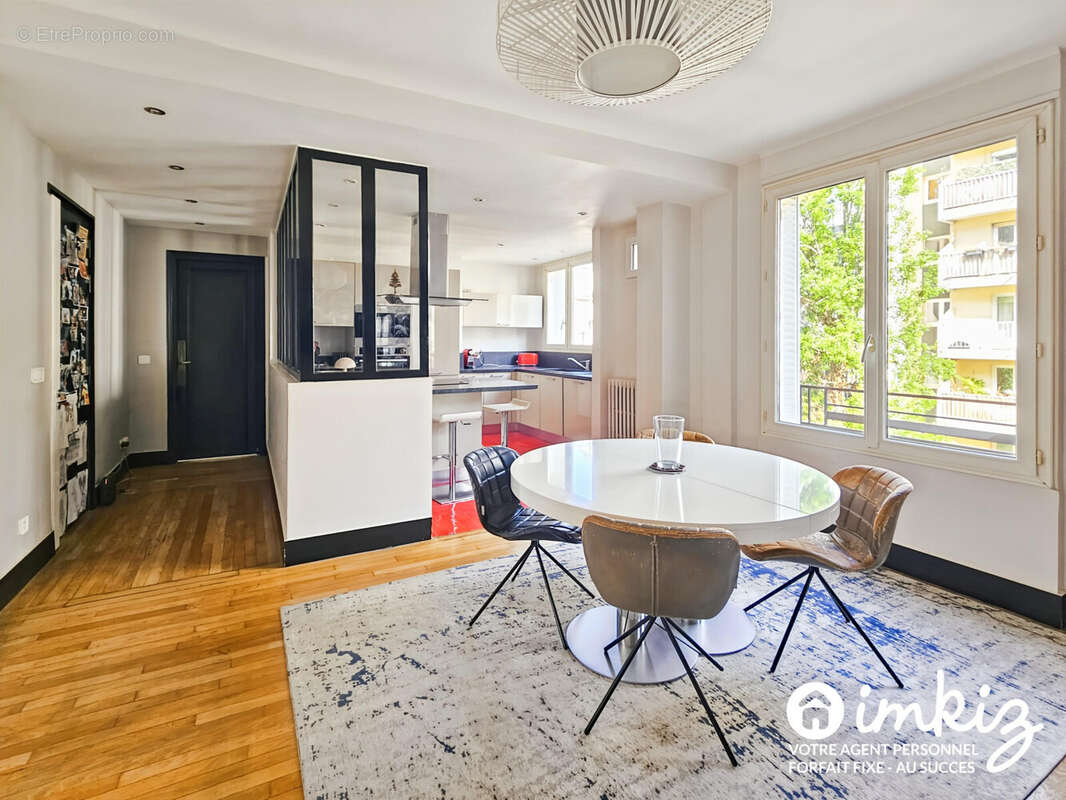 Appartement à PARIS-14E