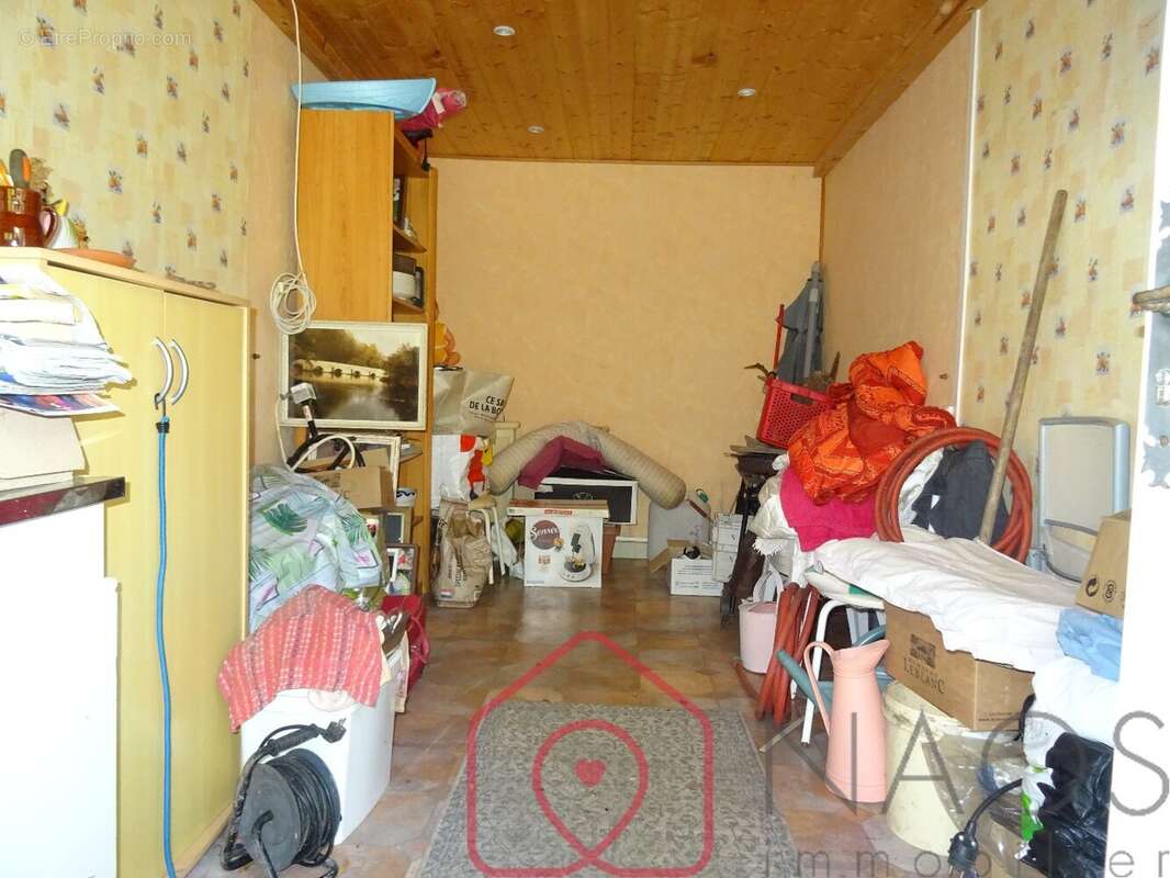 Appartement à SAINTE-MONTAINE