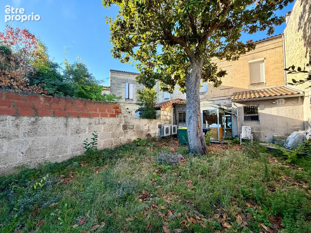 Immeuble commercial - Bordeaux Xaintrailles - photo 1