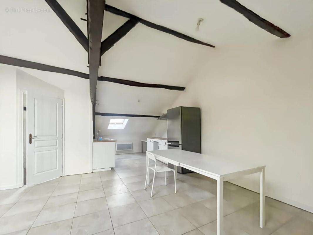 Appartement à CORBEIL-ESSONNES