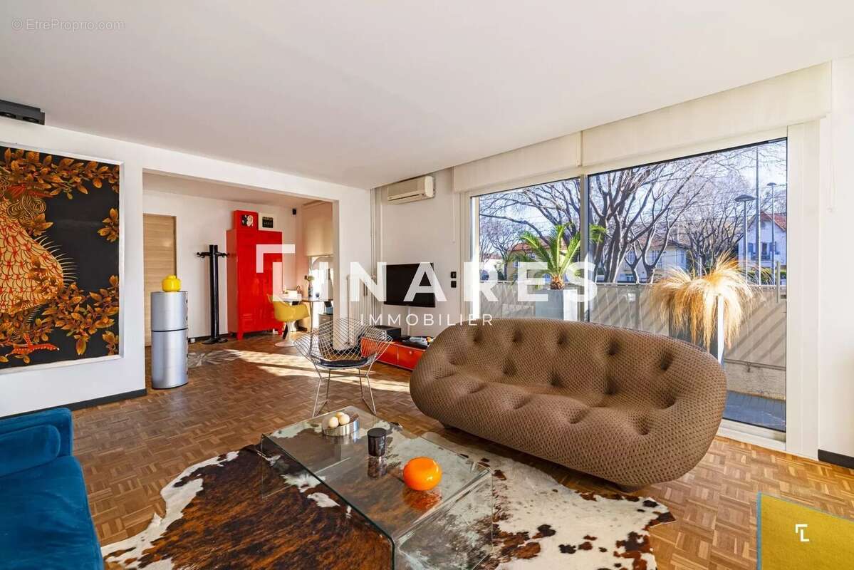 Appartement à MARSEILLE-9E
