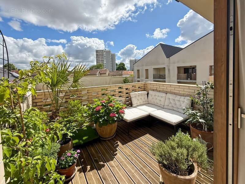 Superbe Duplex T4 - Double Terrasse - Parking - Entre Nansouty et Barrière de Bègles - photo 3