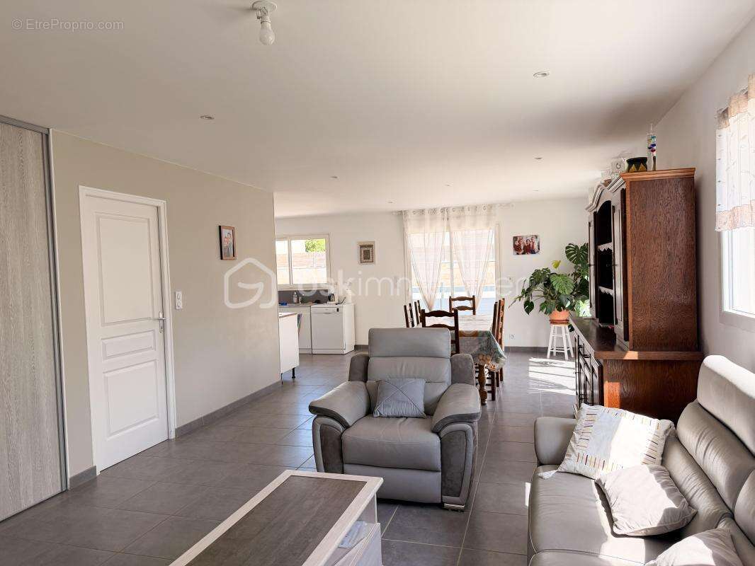 En Exclusivité Maison 93m2 2 chambres - photo 4