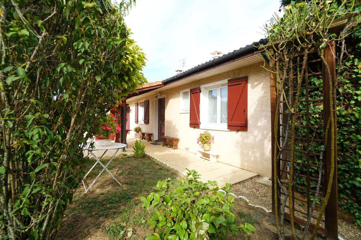 Maison à SAINT-GERMAIN-AU-MONT-D'OR