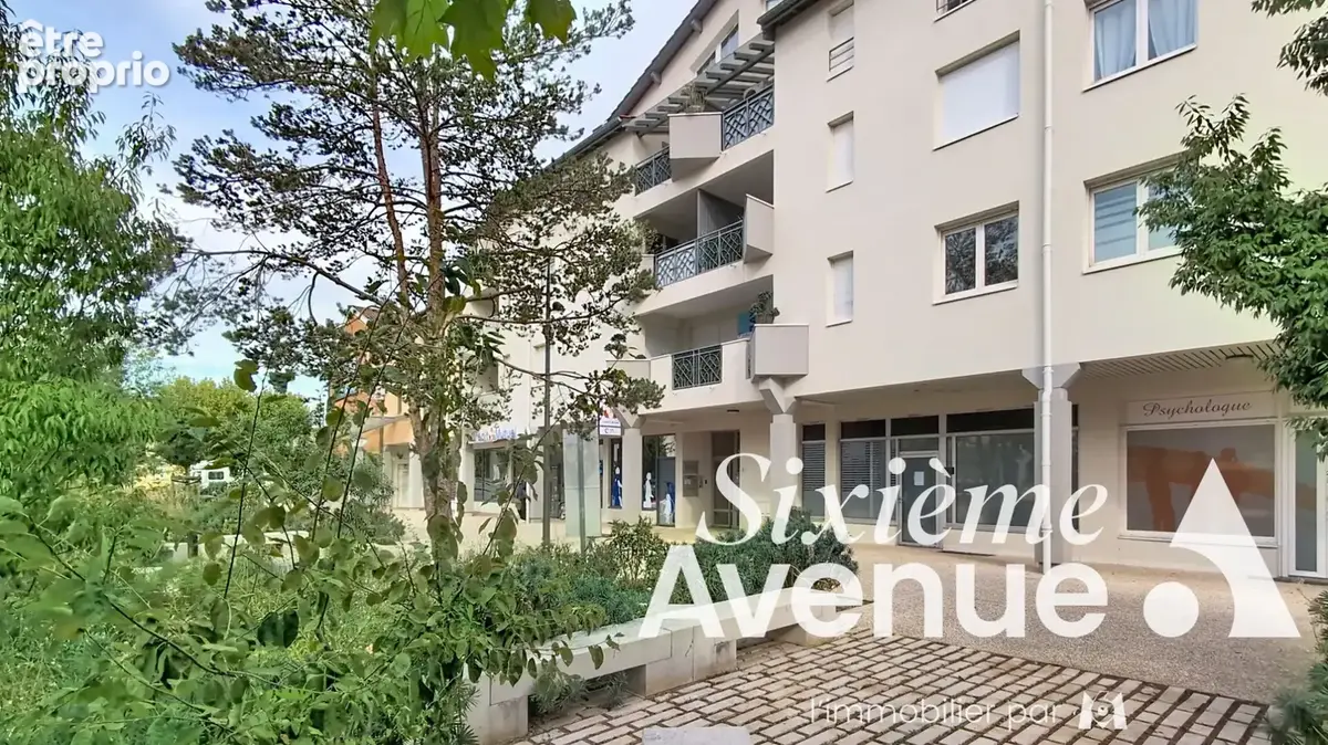 Appartement t6 -hyper-centre -108 m² à prix attractif - photo 11