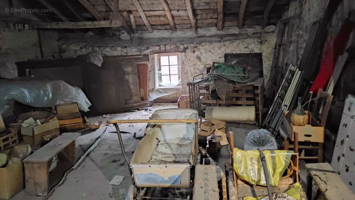 Maison à MONTIERS-SUR-SAULX