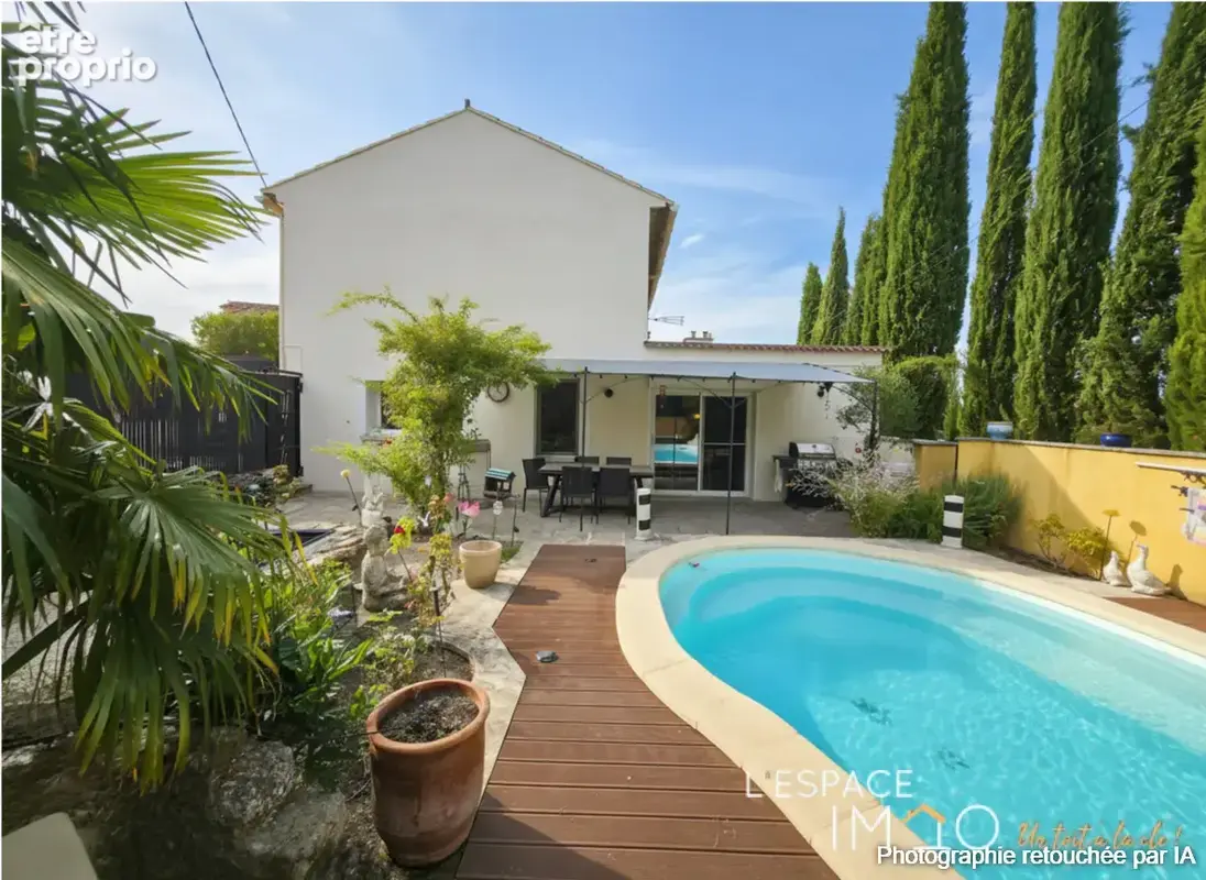 Photo Maison à Oppede au prix de 424 000€