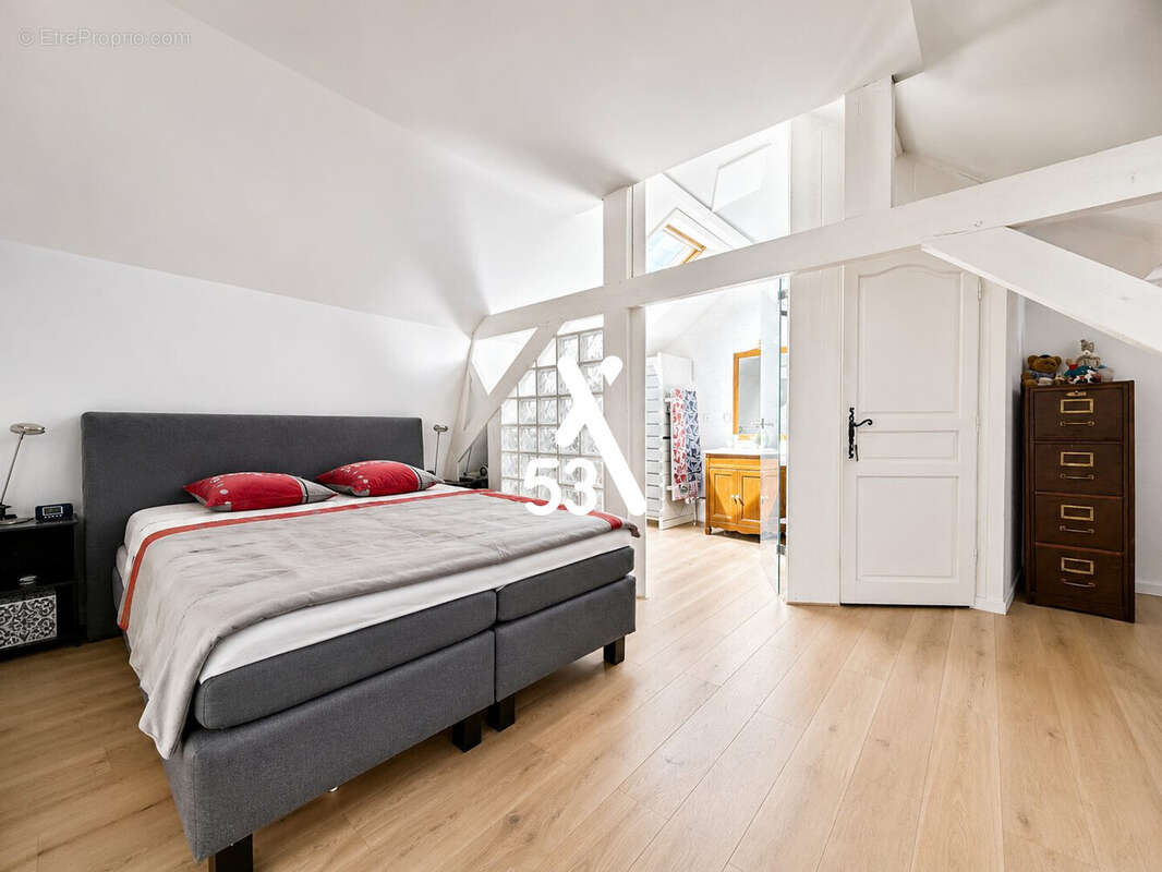 Maison 140 m² à Saint-Omer  - photo 7