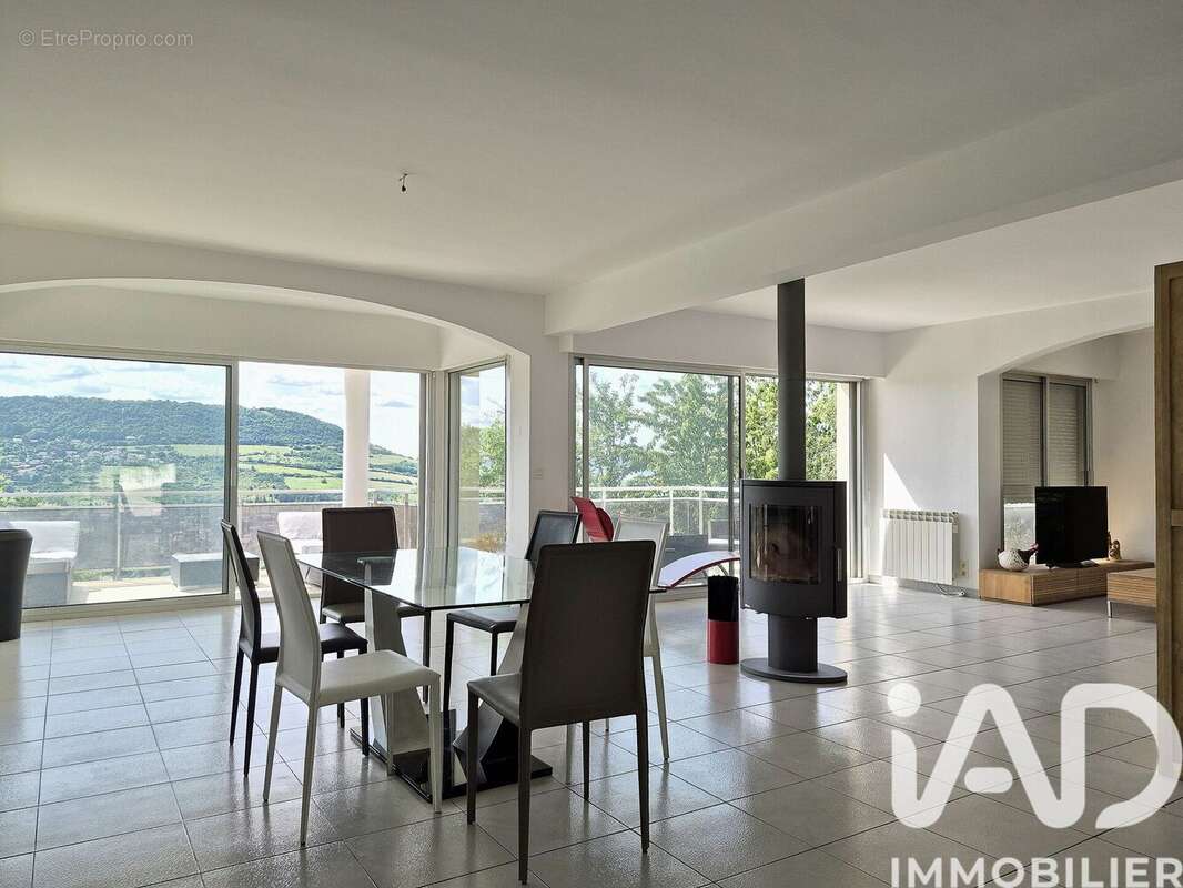 Photo 4 - Maison à VEYRE-MONTON