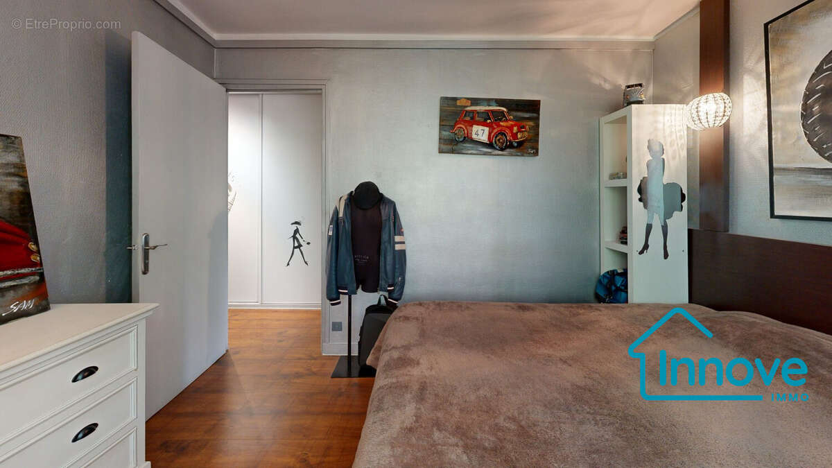 Appartement à LA CELLE-SAINT-CLOUD