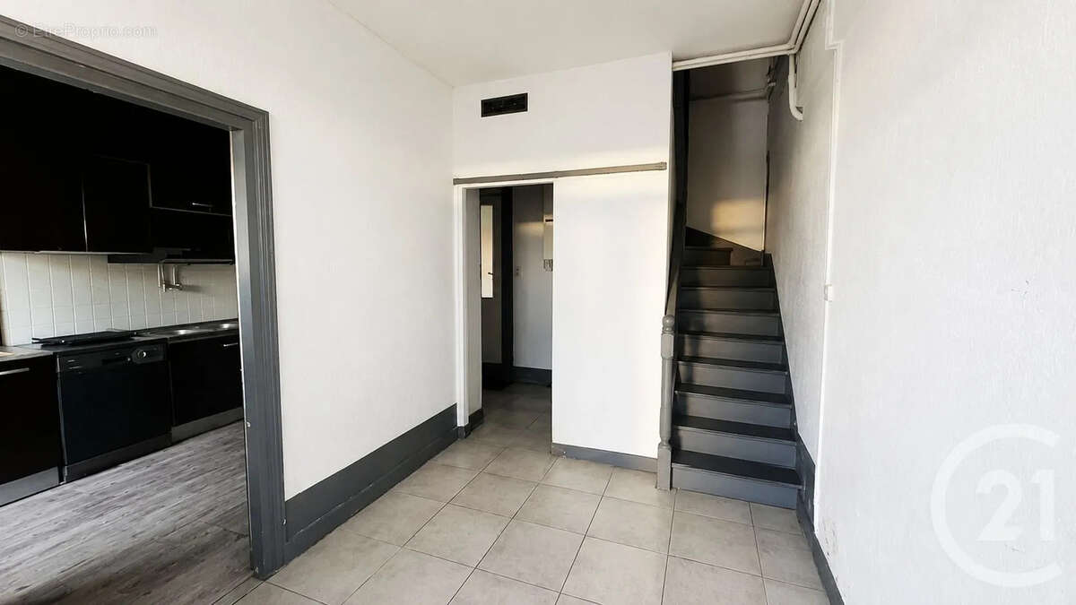 Maison 84 m² à Bernay  - photo 3