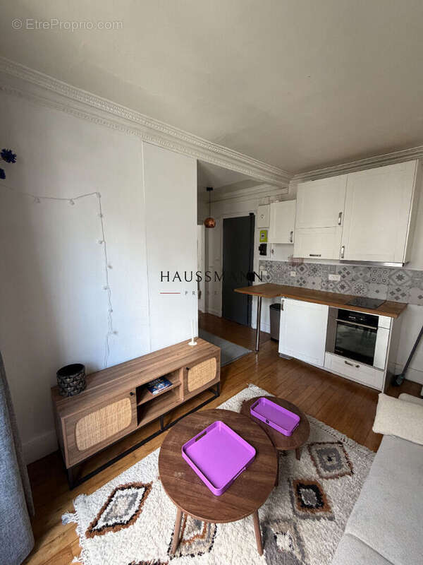 Appartement à PARIS-18E