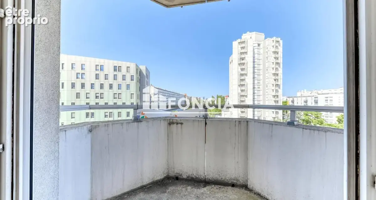 T1 de 38 m² avec balcon – Au pied du métro Debourg - photo 4