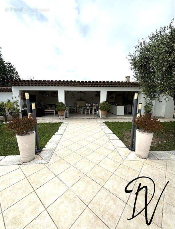 Maison à GRASSE