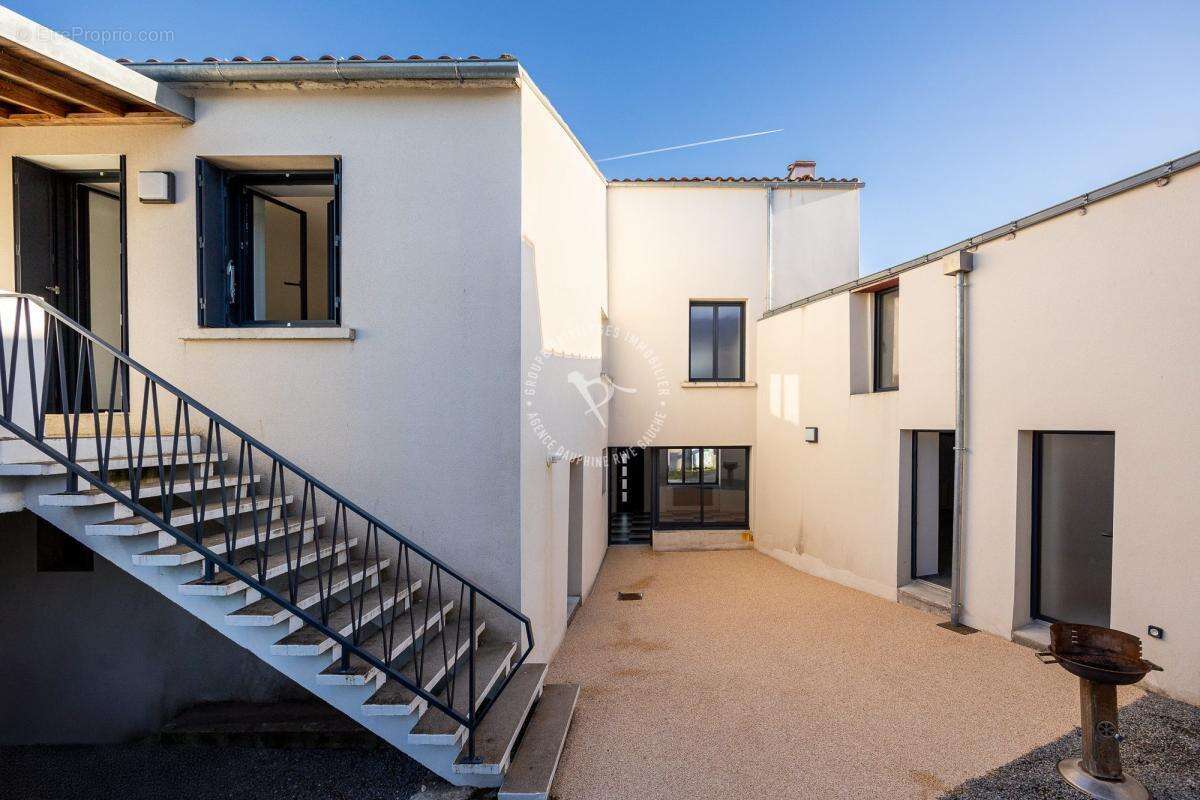 Maison à SAINT-JEAN-DE-BOISEAU