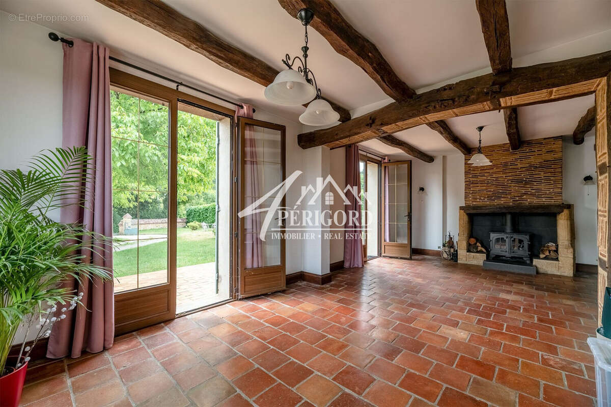 Maison 145 m² à Lalinde  - photo 6