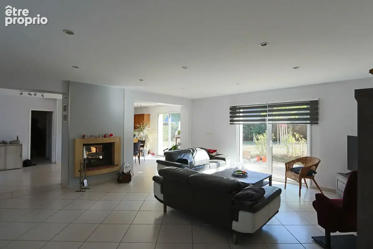 Maison familiale 180 m² surface utile, non mitoyenne avec grand jardin et garage - photo 5
