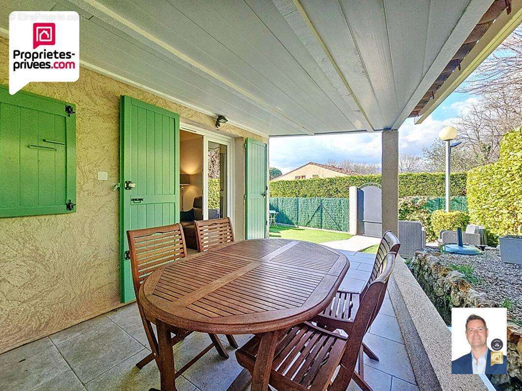 Maison à SAINT-CEZAIRE-SUR-SIAGNE