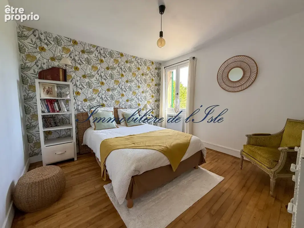 Maison de caractere avec piscine et panorama sur la vallée - photo 13
