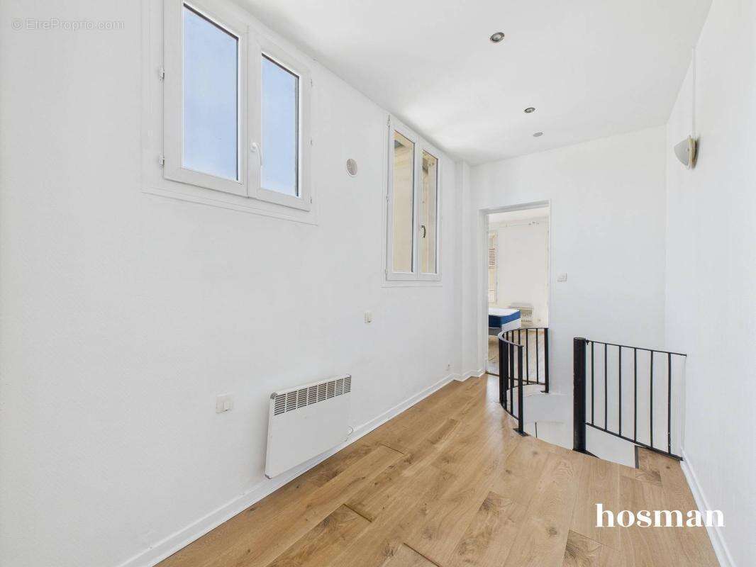 Appartement à PARIS-14E