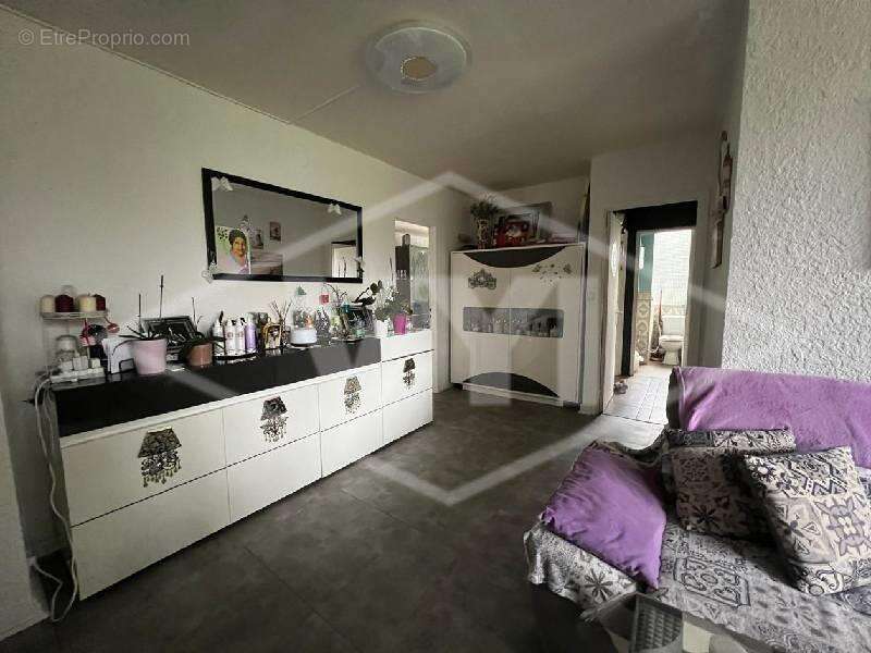 Appartement à BOUSSY-SAINT-ANTOINE